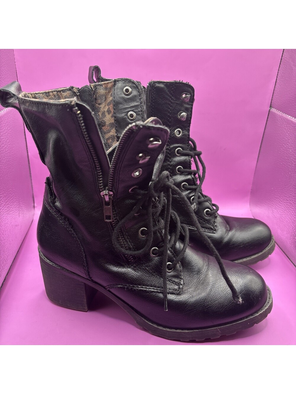 SS Signature Women's Black Leather Lace-Up Combat Boots with